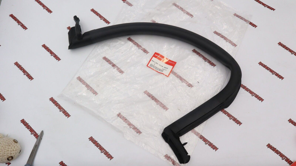 OEM HONDA 00-09 S2000 HARDTOP WINDOW GASKET SEAL PASSENGER SIDE RUBBER