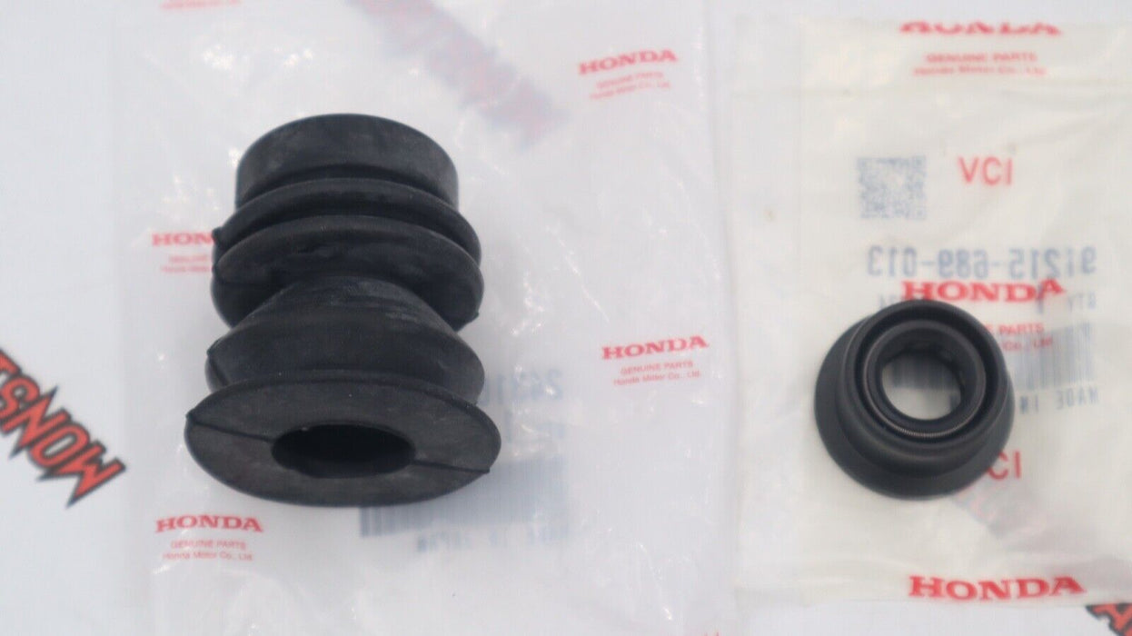 GENUINE HONDA OEM MANUAL TRANSMISSION SHIFT SELECTOR OIL SEAL WITH DUST BOOT